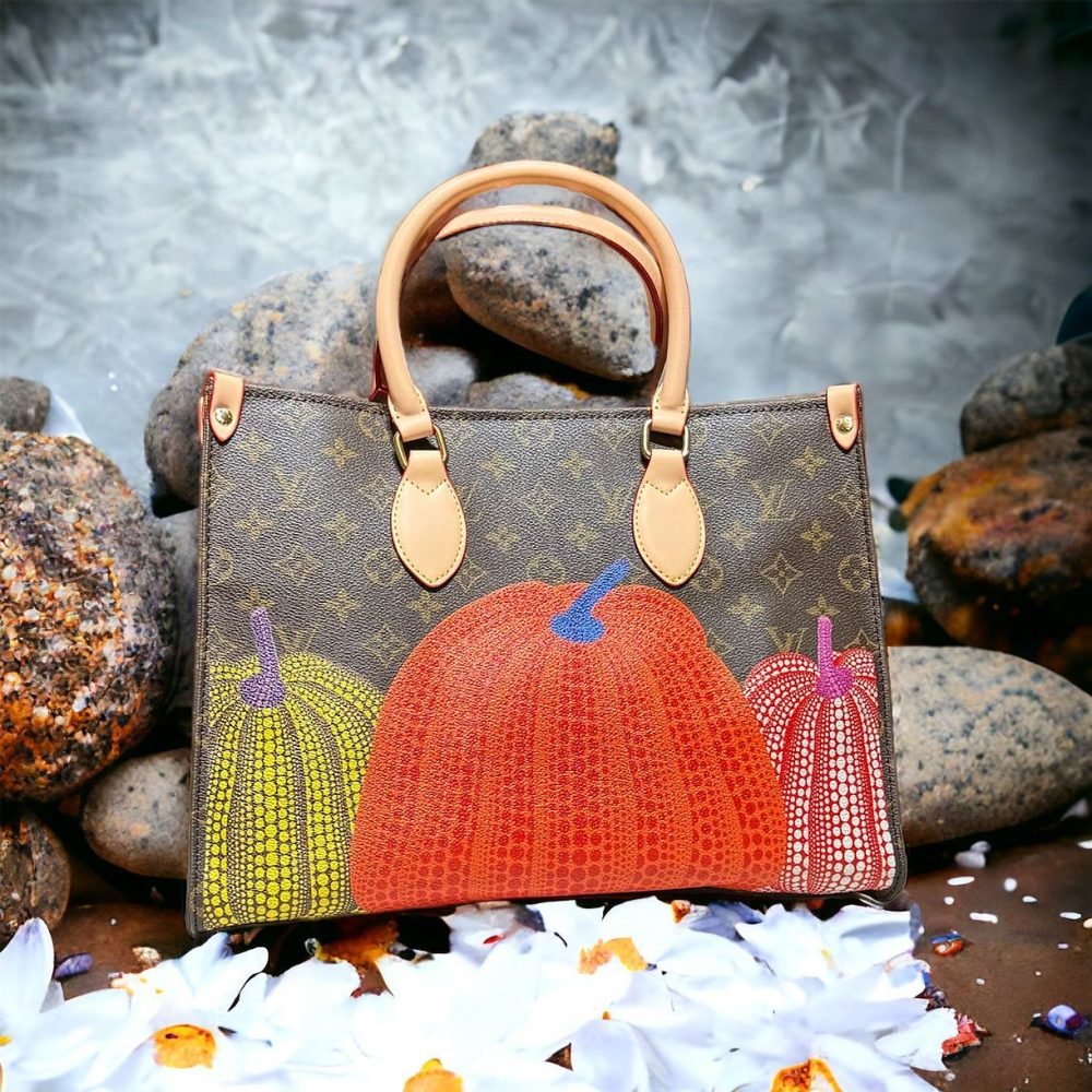 Louis Vuitton- Orange